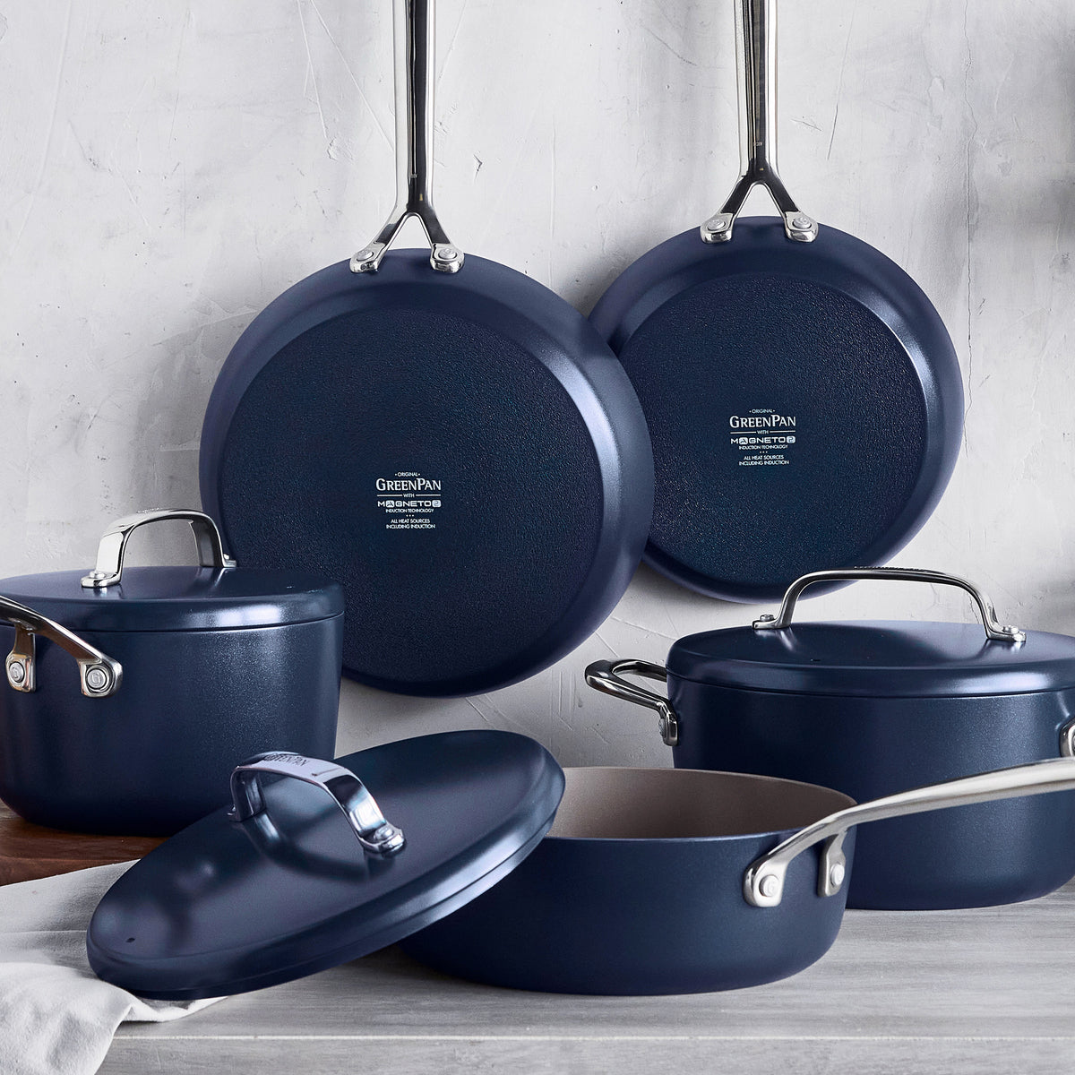 GP5 Colors Ceramic Nonstick 11-Piece Cookware Set with Mirror Handles | Oxford Blue